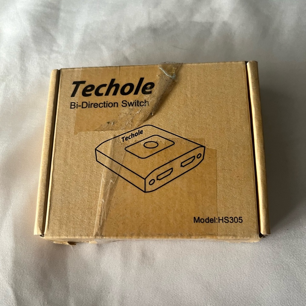 Techole Bi-Direction Switch HDMI adapter. - Picture 2 of 3